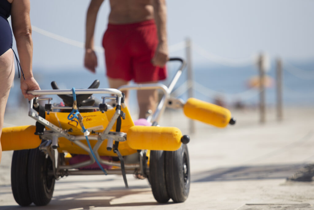 spiaggia e mare accessibile